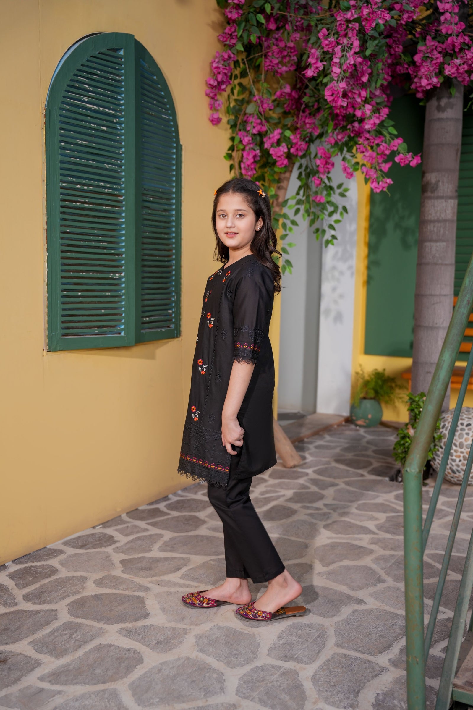 Black Embroidered Girls Kurta Trouser Set