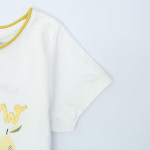 Imported White Slogan Soft Cotton T-Shirt With Back Snap Buttons For Girls (120519)