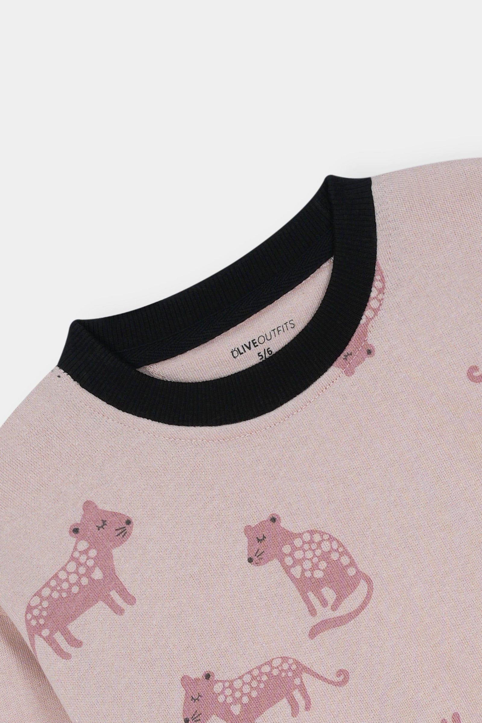 Cozy Jungle Vibes Boys' Set – Pink Tiger Print & Black Joggers