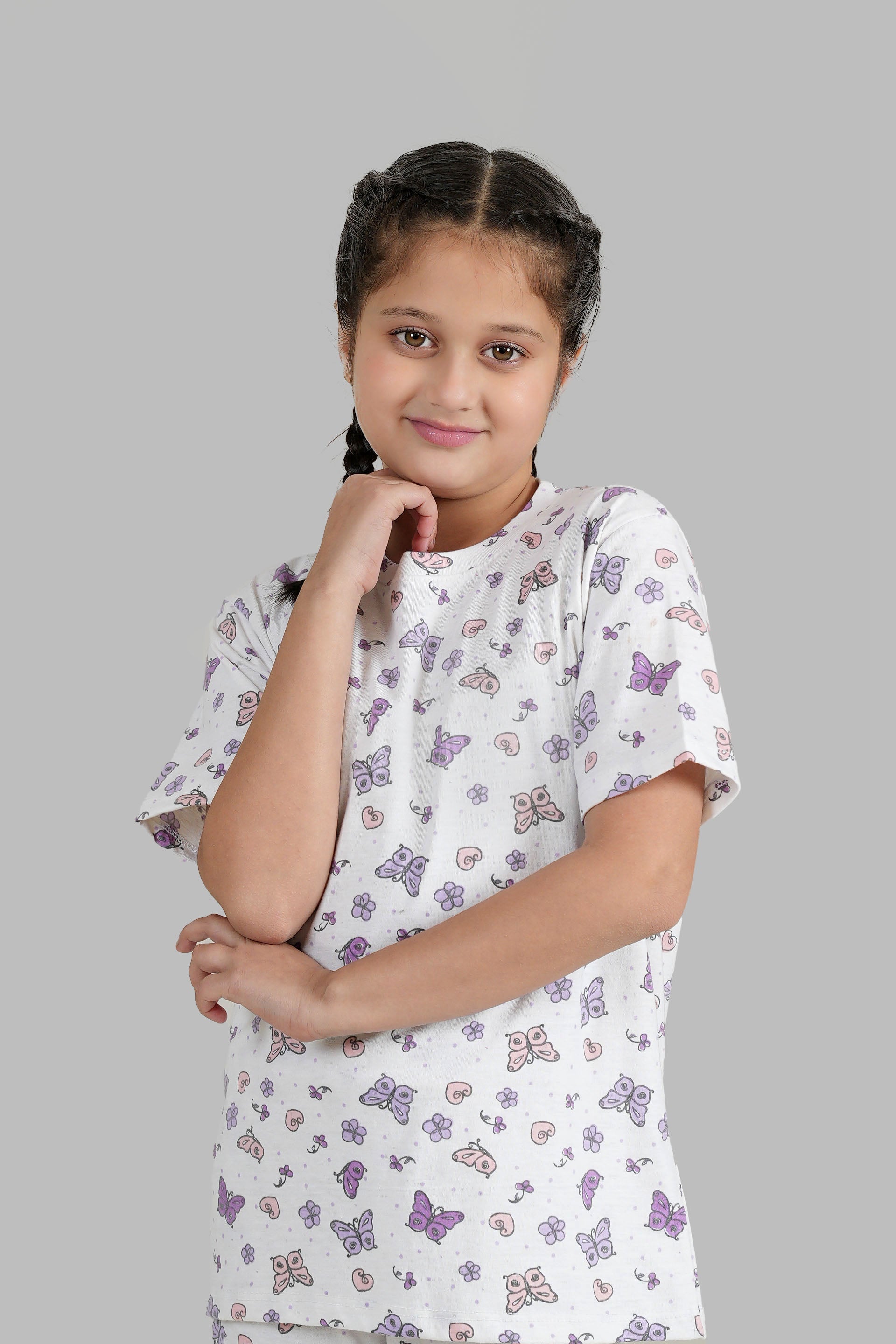 Girls All-Over Printed Soft Cotton Night Suit1