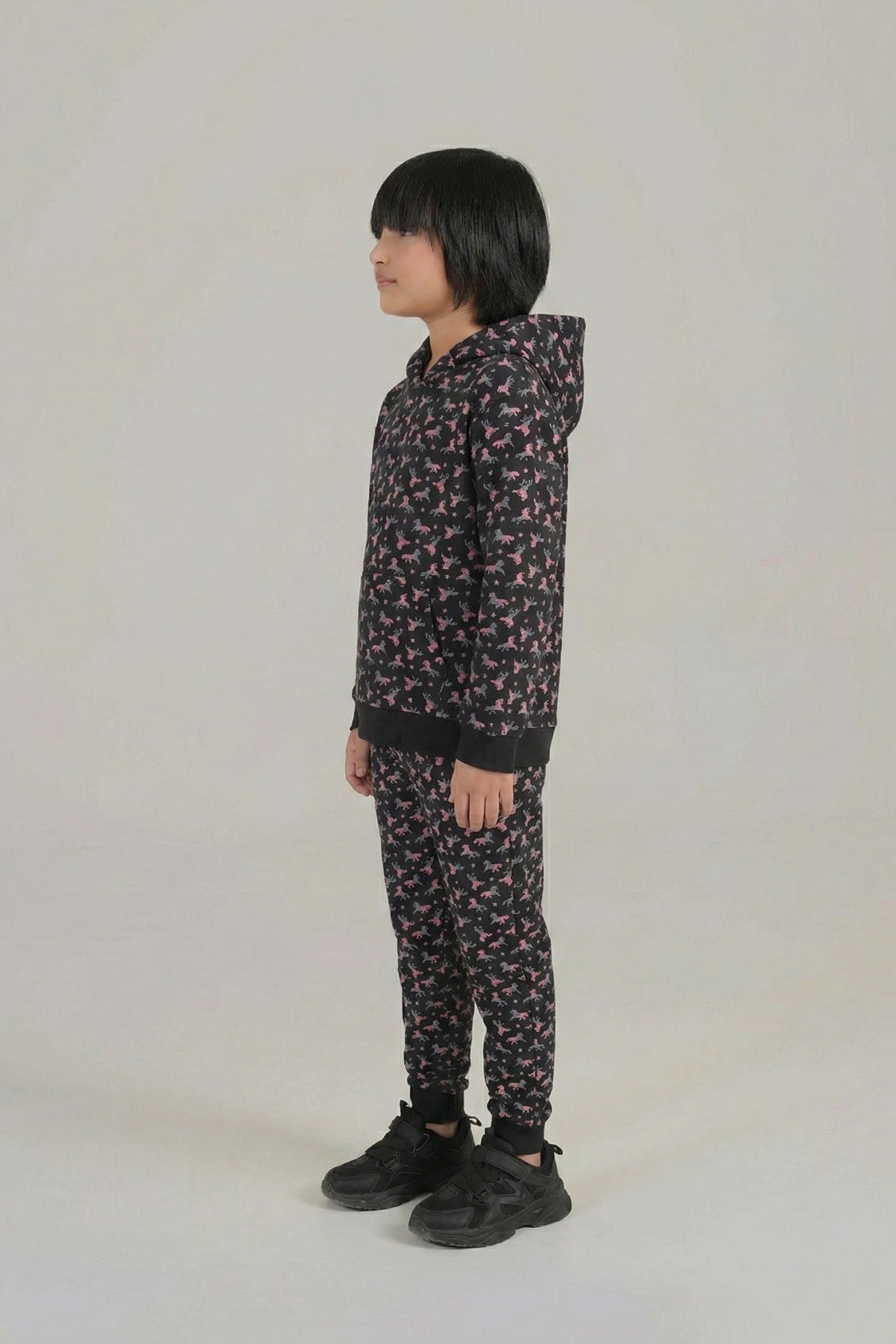 Boys Unicorn Print Hoodie & Joggers Set – Black & Pink