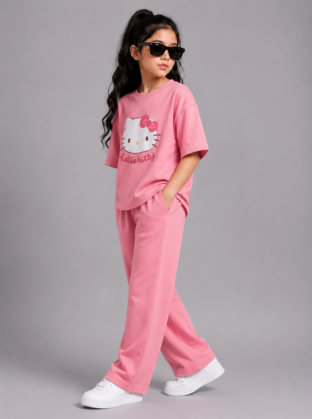 Girls Pink Hello Kitty Graphic Co-Ord Set Oversized T-Shirt & Wide-Leg Trousers