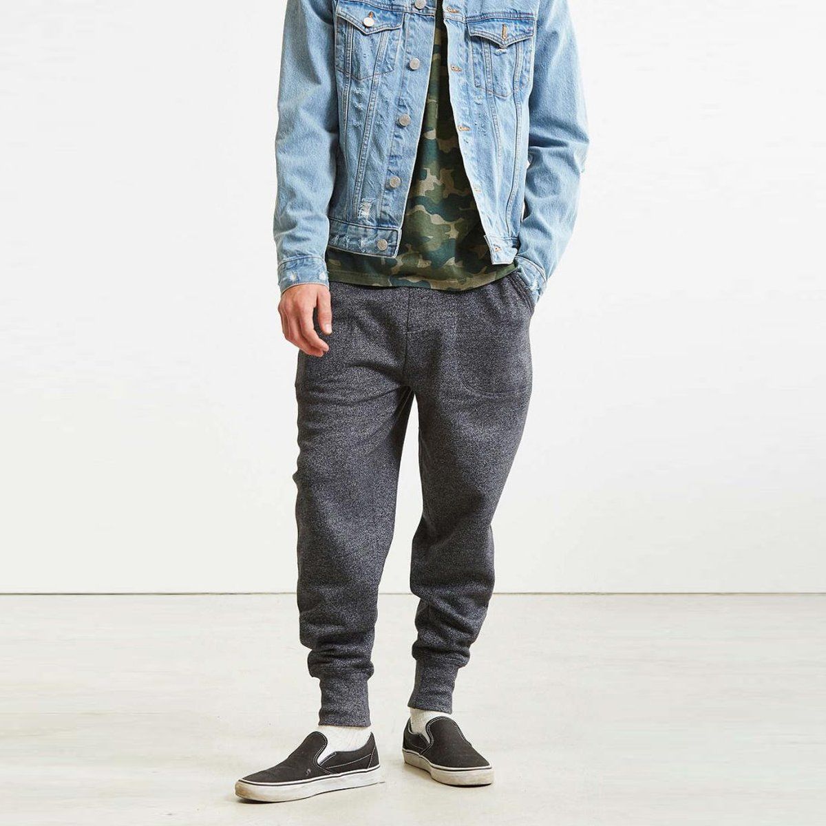 URBAN OUTFITTERS-charcoal twisted fleece Jogger Pant
